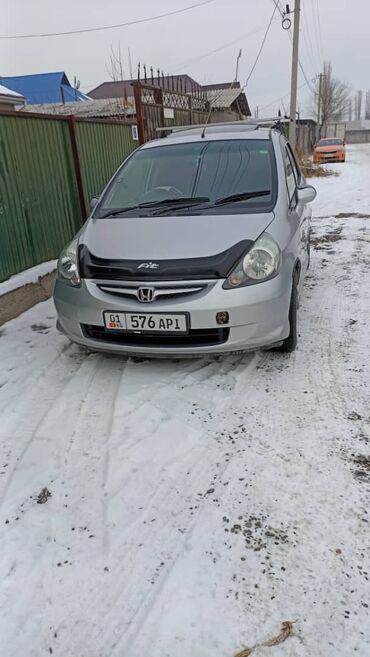 Honda: Honda Fit: 2002 г., 1.3 л, Вариатор, Бензин