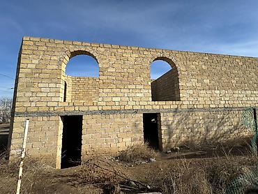 mini ev: 4 otaqlı, 170 kv. m, Təmirsiz — 1