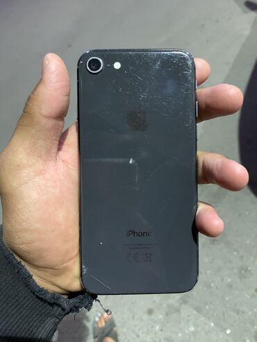 Apple iPhone: IPhone 8, Б/у, 64 ГБ, Jet Black, 75 %