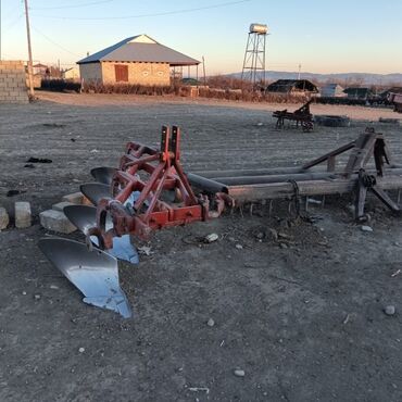 Traktorlar: Traktor 89.2 satılır komplekt.2013 ildi.4 korpus kotan,pres — 17