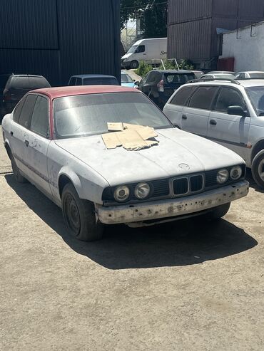 авто вмв: BMW 5 series: 1989 г., 3 л, Механика, Бензин, Седан