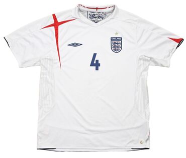 futbolkalar maykalar: Original Ingiltereden 2006-2007 formadir . Tezedir upakovkadadir