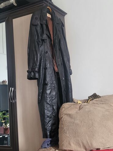 мужской плащ кожаный: Плащ 2XL (EU 44), цвет - Черный