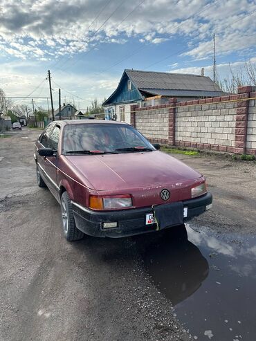 пассат: Volkswagen Passat: 1989 г., Механика, Бензин, Седан