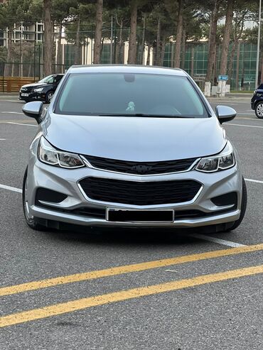 cruze 18: Chevrolet Cruze: 1.4 l | 2017 il 151000 km Sedan