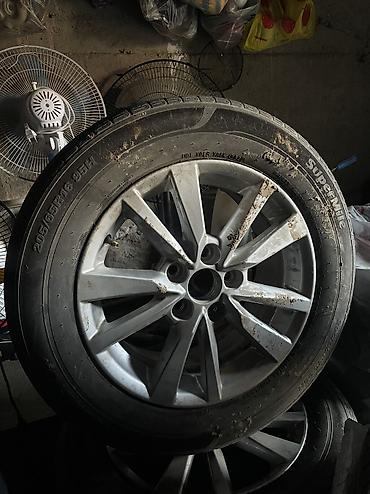 набор домкрат: Литые Диски R 16 Toyota, Комплект, Б/у — 2