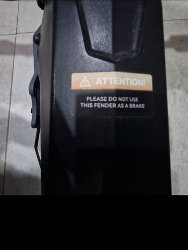 Elektrikli samokatlar: Elektrik skuter - Geniş gövdəli, slip-əleyhinə platforma - Ön və arxa — 14