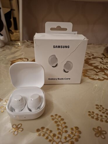 samsun a25: Orginal Samsung qulaqciqi.Yenidir 1 dəfə istifadə olunub.Səs