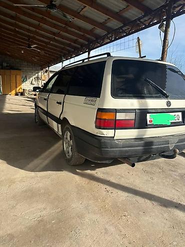 Volkswagen: Volkswagen Passat Variant: 1993 г., 1.8 л, Механика, Бензин, Универсал — 5