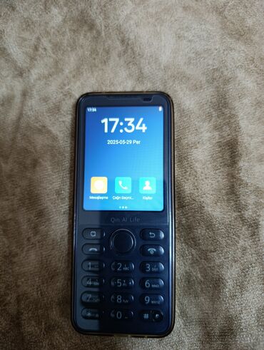 rabitə: Qin AI Life düyməli telefon mobil rabitə üçün nəzərdə tutulmuşdur