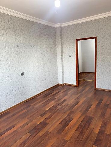 masazirda ev: Bakı, Hövsan qəs., 2 otaqlı, Köhnə tikili, m. Əhmədli, 72 kv. m — 5