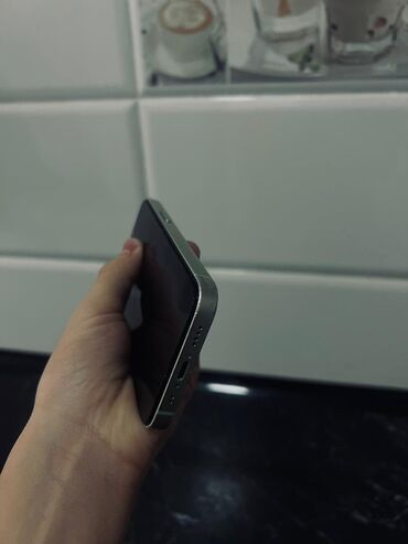 Apple iPhone: IPhone 12 mini, Б/у, 128 ГБ, Зеленый, Чехол, 82 % — 8