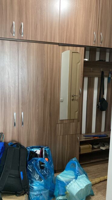 продается дом нижний ала арча: 1 бөлмө, Менчик ээси, Чогуу жашоосу жок, Толугу менен эмереги бар