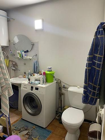 Продажа коттеджей и домов: Продаётся 2дома 67,2 м², 4 комнаты. Участок 5 сотки. Отопление — 14