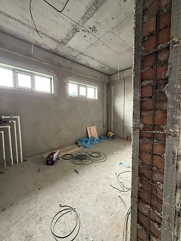Үйлөр: Дом в центре Токмакa под ПСО, район 9-этажек - Площадь основного — 9
