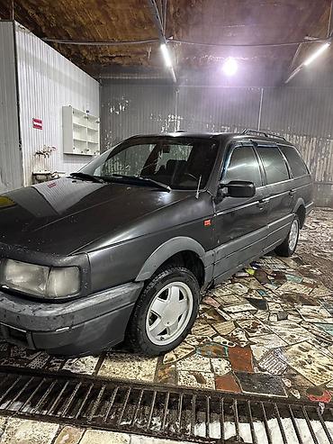 от прикуривателя: Volkswagen Passat: 1992 г., 1.8 л, Механика, Бензин, Универсал — 6