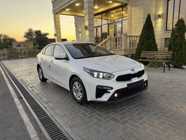 машины за 6000 долларов: Kia K3: 2020 г., 1.6 л, Автомат, Бензин, Седан