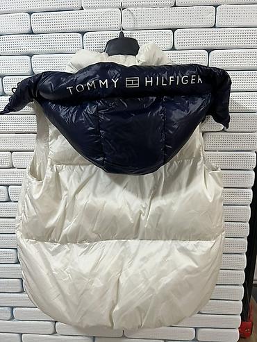 Верхняя одежда: Жилет, Tommy Hilfiger, S, цвет - Белый — 1