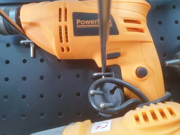 ящик для инструмента: Оранжевая электрическая дрель Powerlex для сверления отверстий в