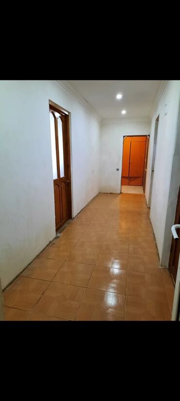 Həyət evləri və villaların satışı: 4 otaqlı, 180 kv. m, Orta təmir -da lalafo.az — 17 Həyət evləri və villaların satışı: 4 otaqlı, 180 kv. m, Orta təmir — 17