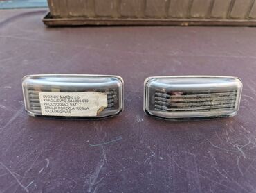 Auto delovi: Bocni migavac na krilu Lada 110-111-112. Novo. Ruske proizvodnje. Cena — 2