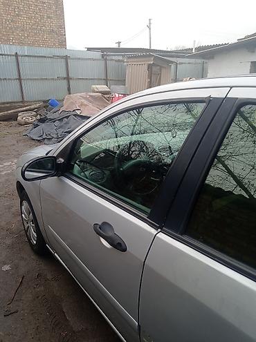 Ford: Ford Focus: 2000 г., 2 л, Автомат, Бензин, Седан at lalafo.kg — 10 Ford: Ford Focus: 2000 г., 2 л, Автомат, Бензин, Седан — 10