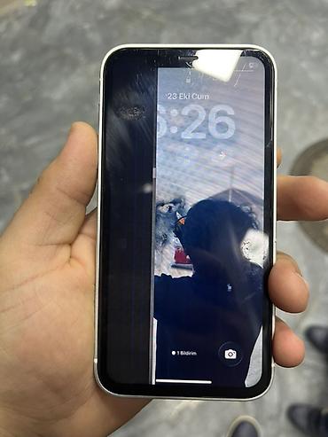 iphone plata: Ağ, Qırıq — 2