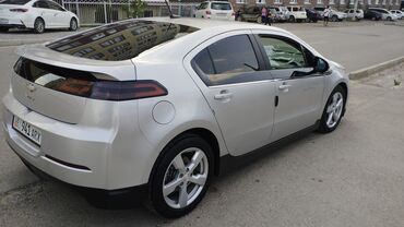 электрон машина: Chevrolet Volt: 2012 г., 1.4 л, Автомат, Гибрид, Седан