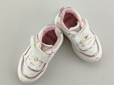 buty sportowe dla niemowląt: Buty sportowe 22, Używany
