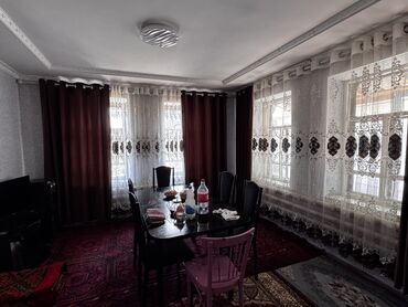 Продажа домов: Дом, 200 м², 6 комнат, Собственник — 5