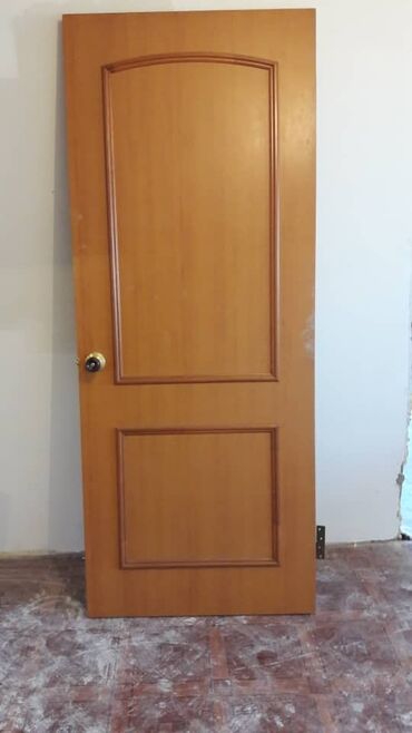 бу чехлы: Продаю межкомнатные деревянные двери. Цена по 1500 сом