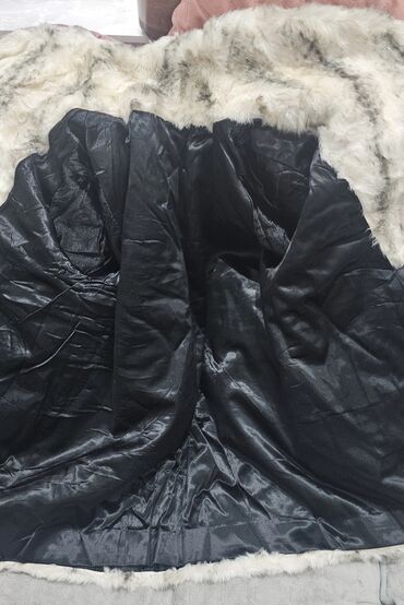 Krzneni kaputi: L, Sa postavom, Veštačko krzno, bоја - Šareno — 4