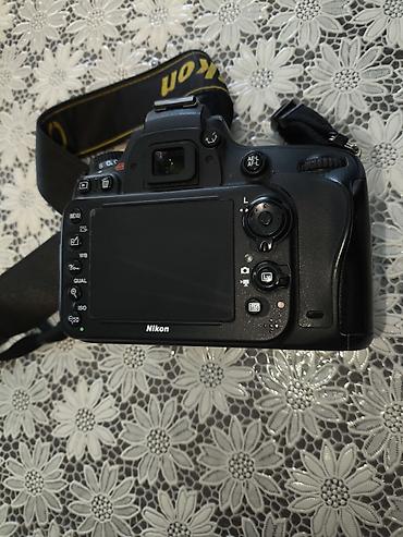 mikrofon qiymeti: Nikon D600 FX formatlı DSLR fotoaparat gövdəsi - Tam kadr (FX) 24.3 — 5