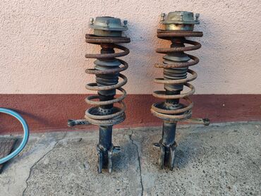 Auto delovi: Amortizer prednji levi, desni sa oprugom Lada 112. Polovno, ocuvano — 1