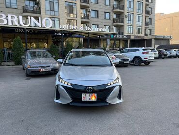авто в рассрочку без первоначального взноса: Toyota Prius: 2017 г., 1.8 л, Автоматические, Электромобиль, Седан