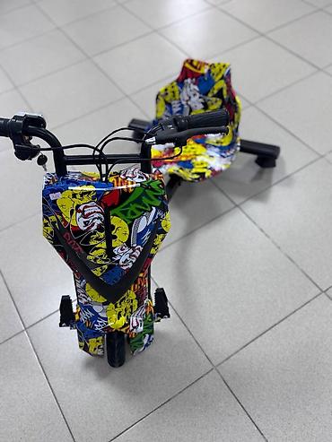 Толокары: Дрифт кар электрический трицикл, электроскутер трехколесный для детей — 3