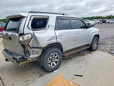 2023: Toyota 4Runner: 2023 г., 4 л, Автомат, Бензин — 4