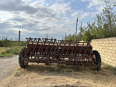 traktor qoşqu: Kənd təsərrüfatı üçün qoşqu tipli dən səpən (taxıl səpən) aqreqat — 1
