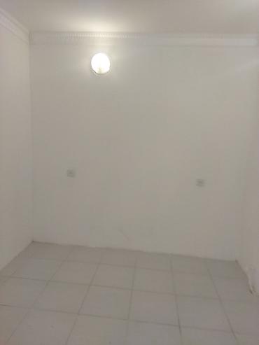tap. az kiraye evler: 2 otaqdan ibarət 33 k/m vayfay, san.uzeldən ibarət - Döşəmə: ağ — 2