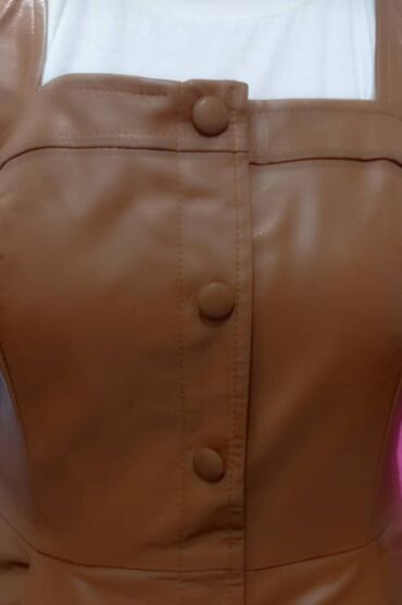 кожаный сарафан: Кожаный сарафан отличного качества. В отличном состоянии (носила всего