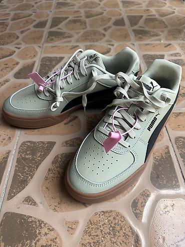 Продаю кроссовки Puma original размер 43 К сожалению не подошли по at lalafo.kg Продаю кроссовки Puma original размер 43 К сожалению не подошли по