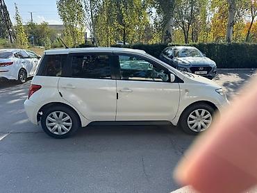 ист 2004: Toyota Ist: 2003 г., 1.3 л, Автомат, Бензин, Хэтчбэк — 3