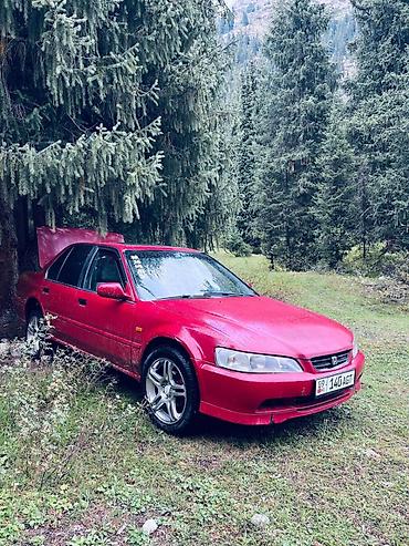 Транспорт: Honda Accord: 1991 г., 2 л, Механика, Бензин, Седан — 2