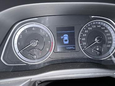 Hyundai: Hyundai Sonata: 2019 г., 2 л, Робот, Бензин, Седан — 19