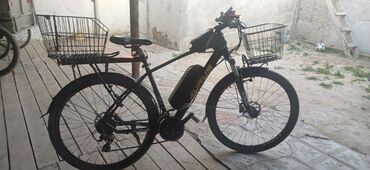velosiped matoru satisi: İşlənmiş Şəhər velosipedi Adidas, 26", sürətlərin sayı: 32, Ünvandan götürmə