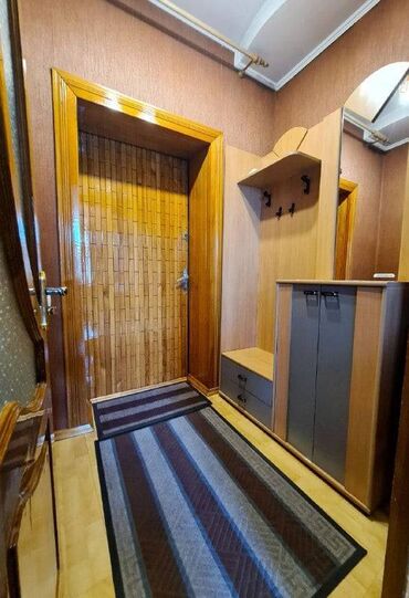 Продажа домов: Дом, 219 м², 10 комнат, Собственник — 17