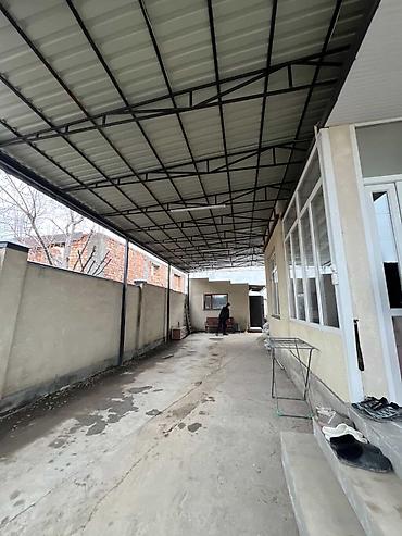 Продажа коттеджей и домов: Продаётся 2-этажный дом, УЧКУН 180 м², участок 2.8 соток (по факту — 4