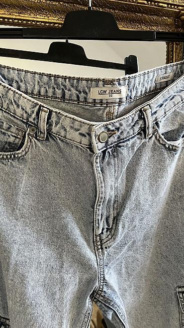 loshan pantalone: Prodajem LC Waikiki farmerke sa cargo džepovima. Veličina 32 — 4