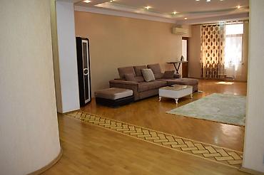 квартира в гяндже: 28may metrosu və Baku Medical Plaza yaninda 3 otaqli əla təmirli — 4