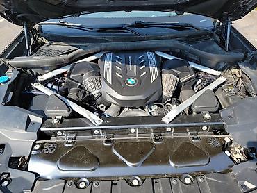 BMW: BMW X5 M: 2020 г., 4.4 л — 7